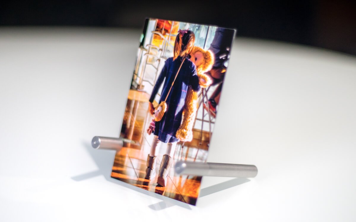 ILFOCHROME Photo stand